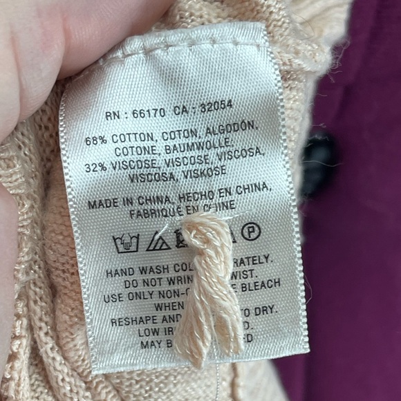 Anthropologie Knitted and Knotted size small pale peach light weight sweater - Picture 7 of 7